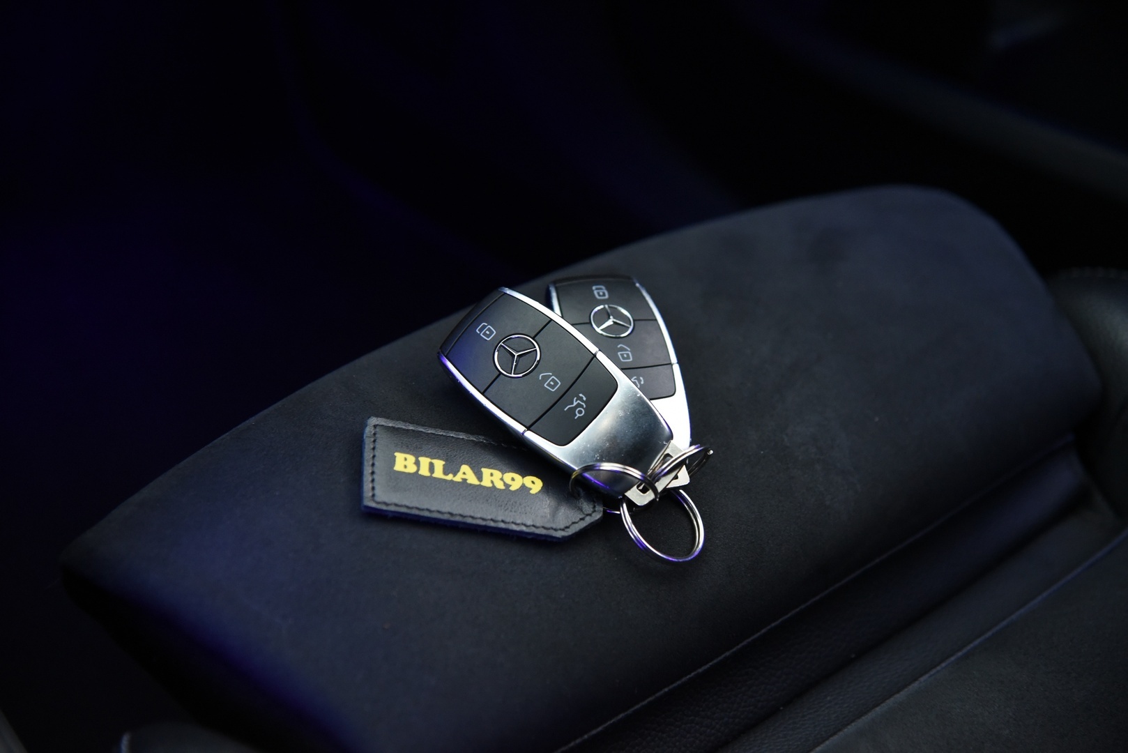 MERCEDES-BENZ C 2020