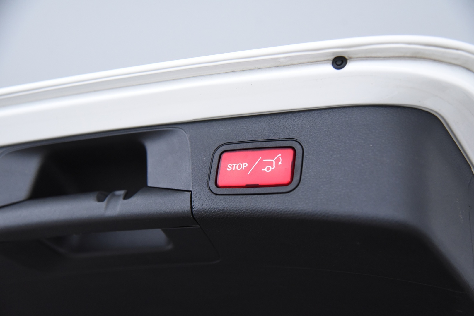 MERCEDES-BENZ C 2020