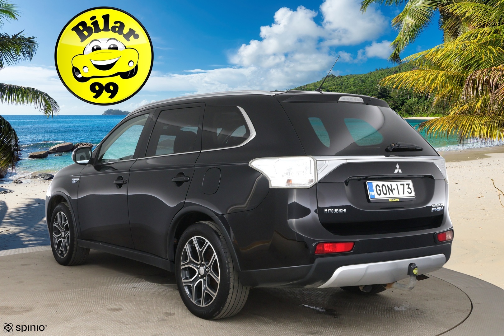 MITSUBISHI OUTLANDER PHEV 2015