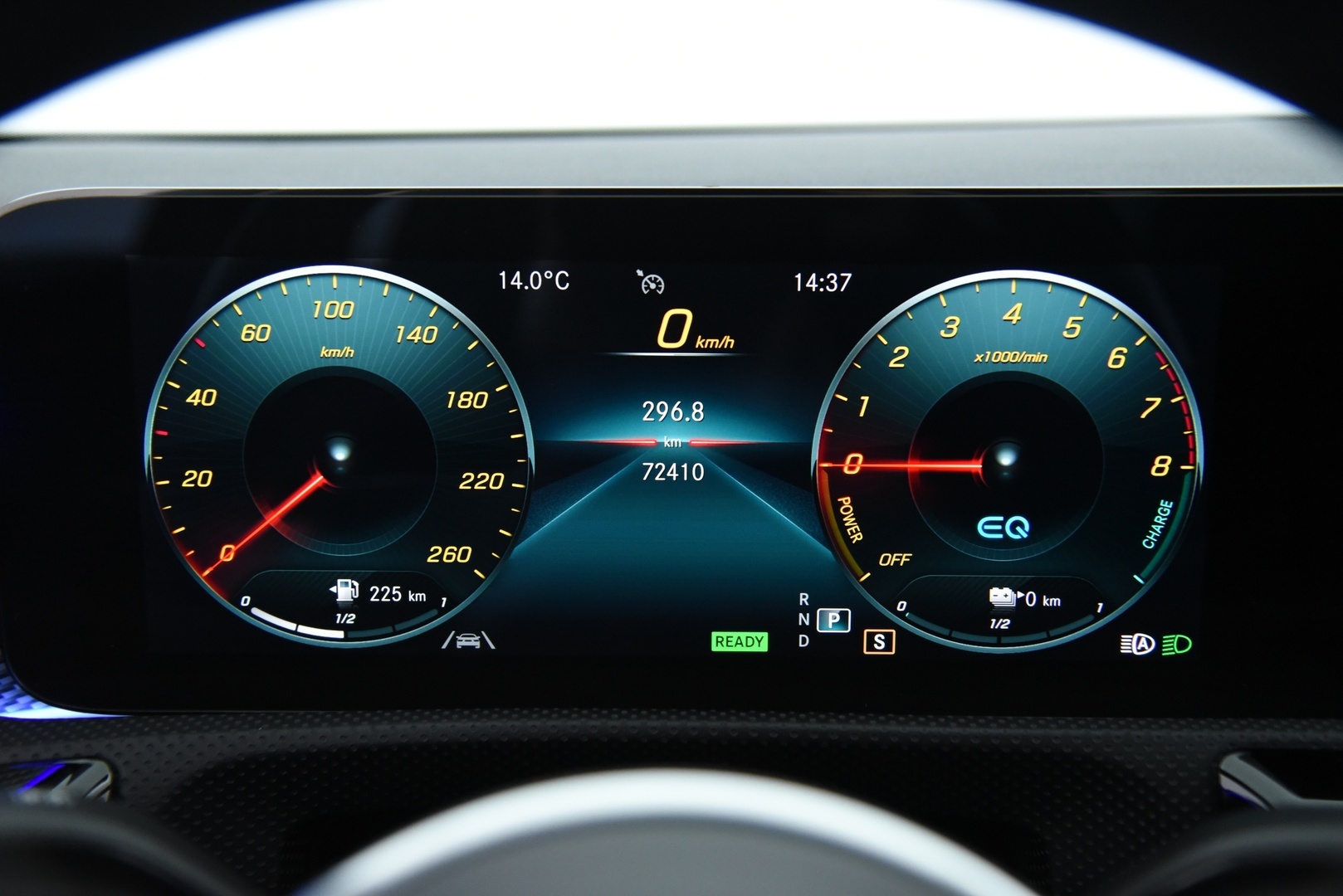 MERCEDES-BENZ CLA 2021