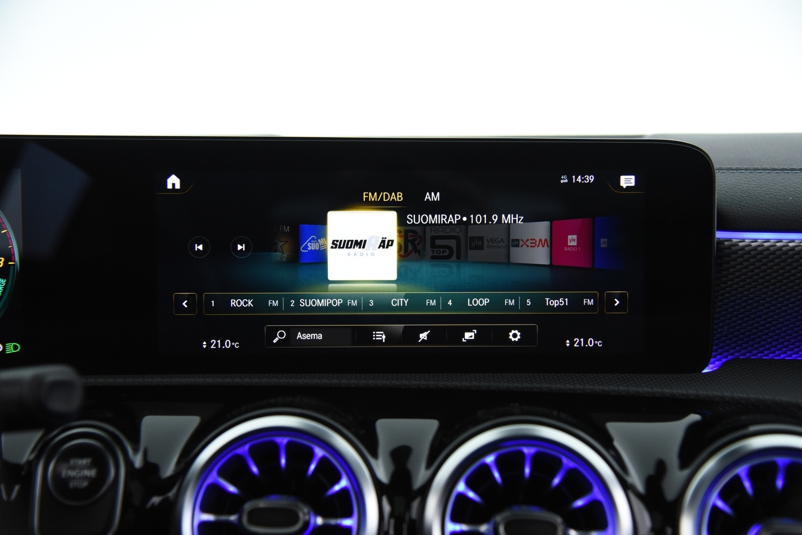 MERCEDES-BENZ CLA 2021