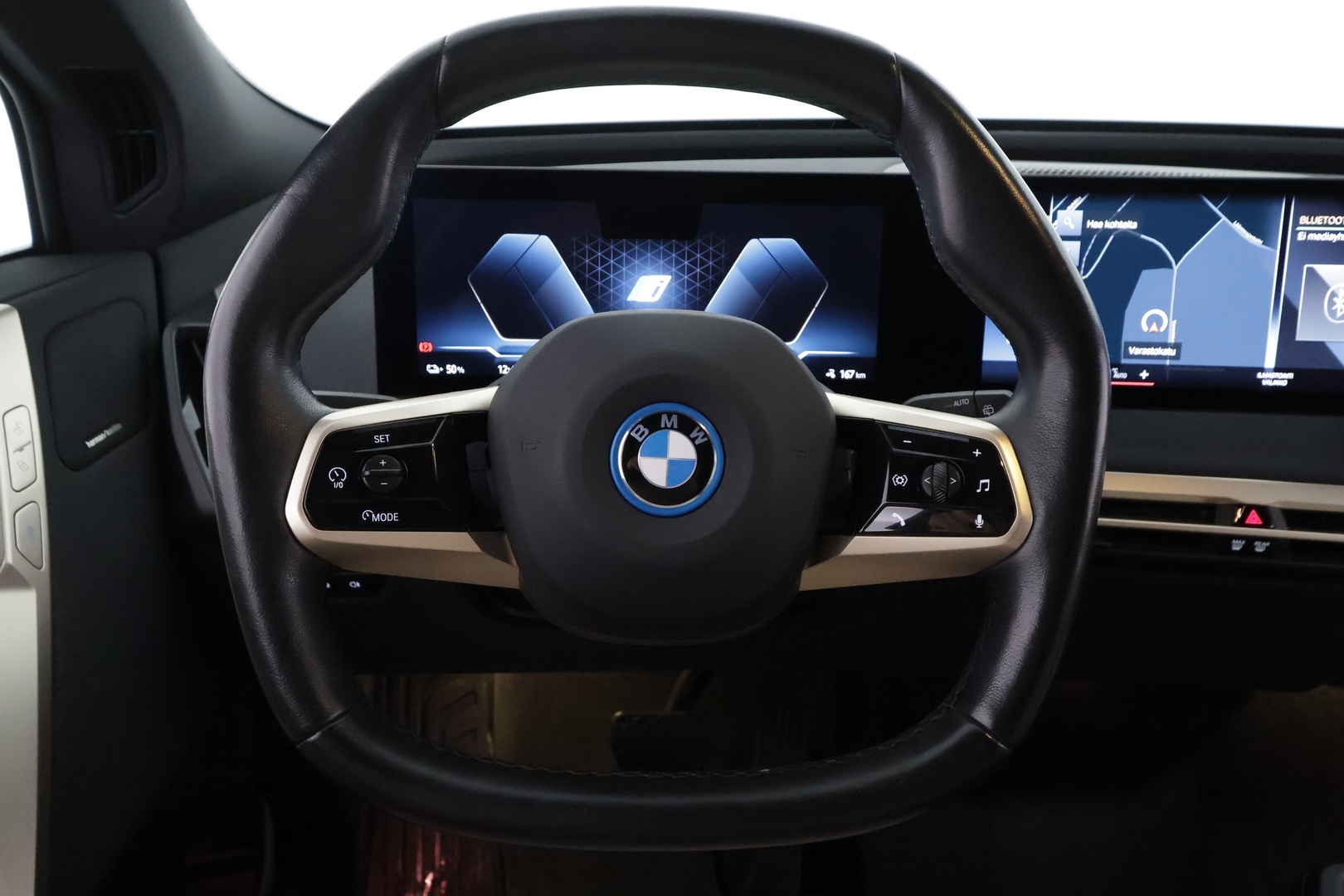 BMW iX 2023