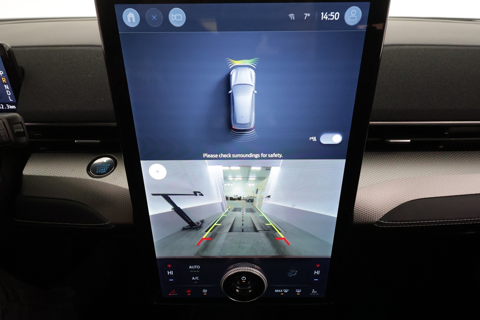 FORD MUSTANG MACH-E 2022