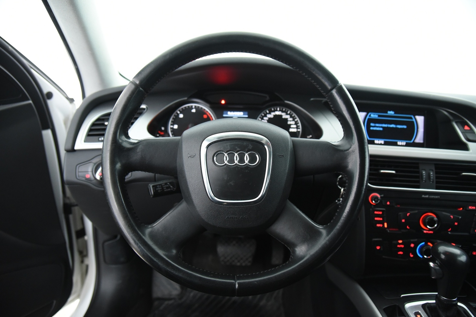 AUDI A4 2010