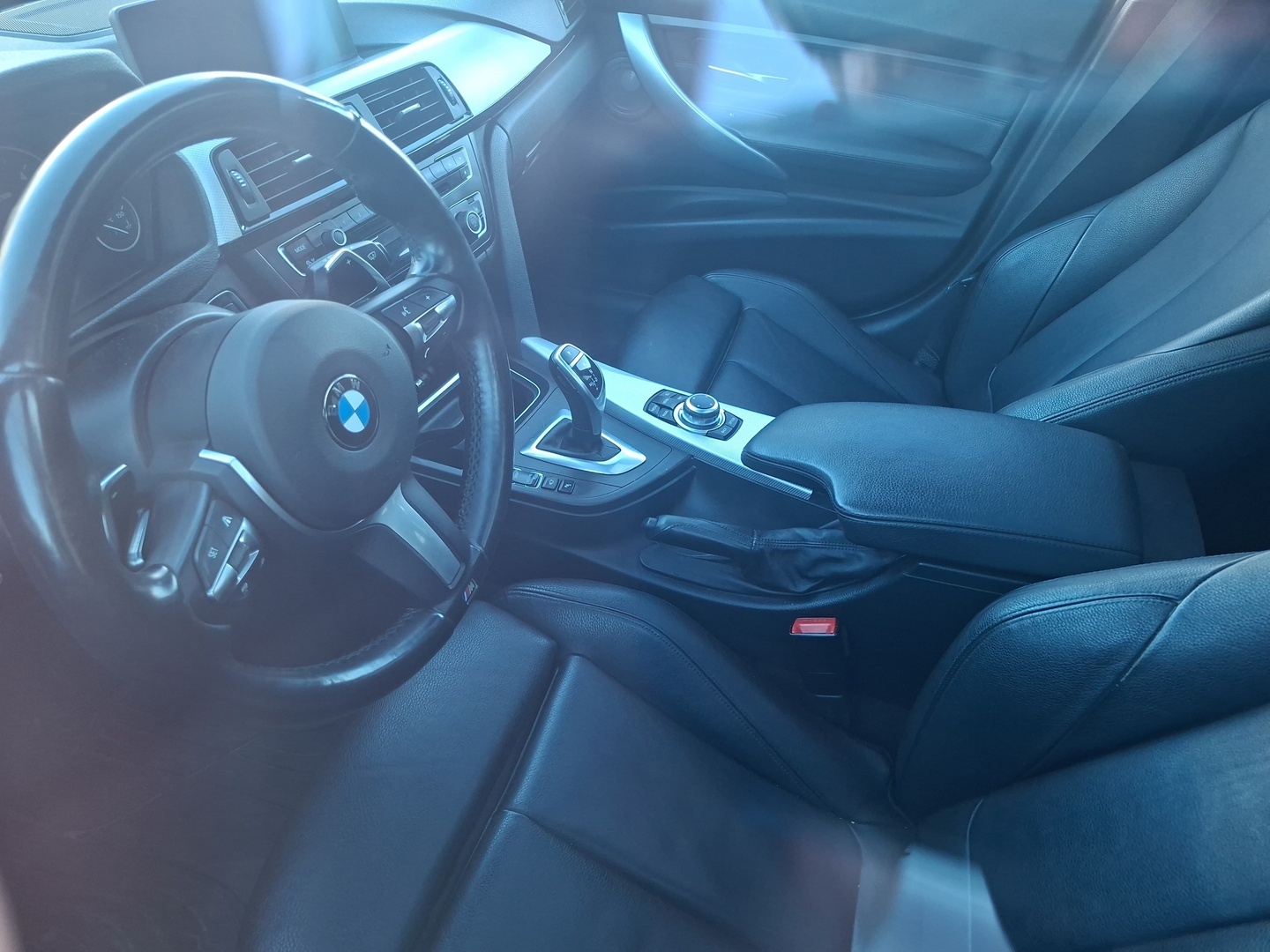 BMW 330 2013