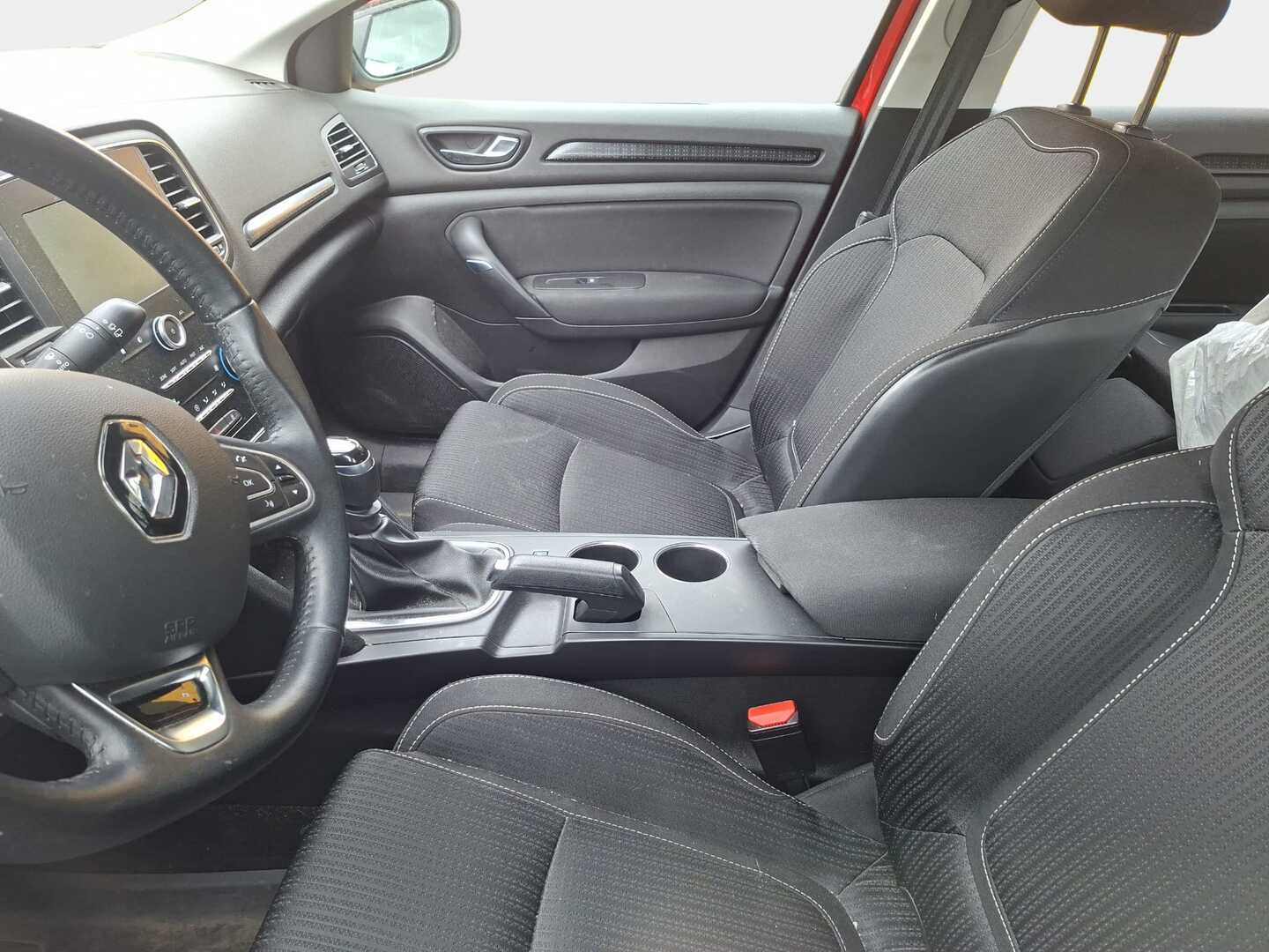 RENAULT Megane 2016