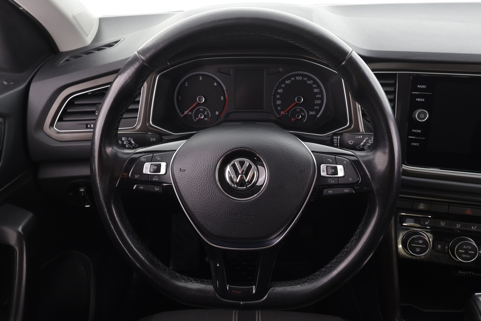 VOLKSWAGEN T-Roc 2018