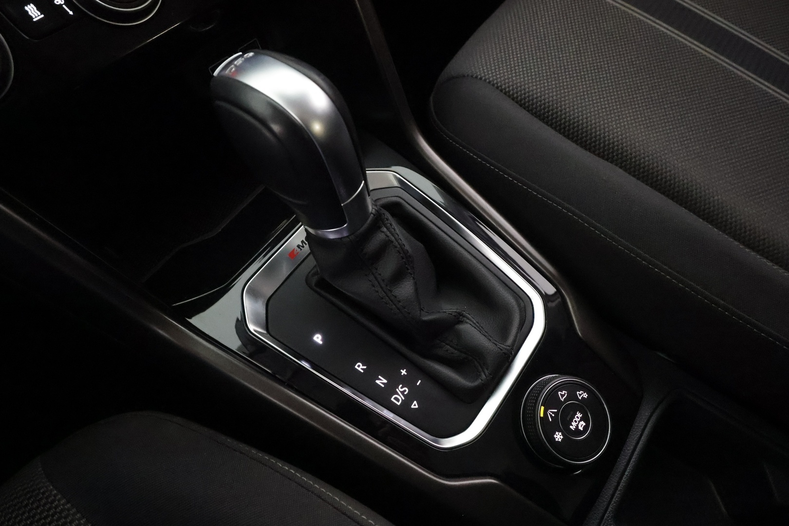 VOLKSWAGEN T-Roc 2018