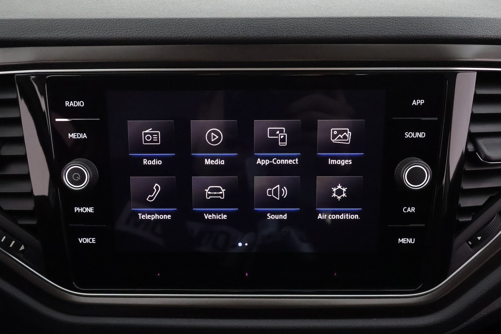 VOLKSWAGEN T-Roc 2018