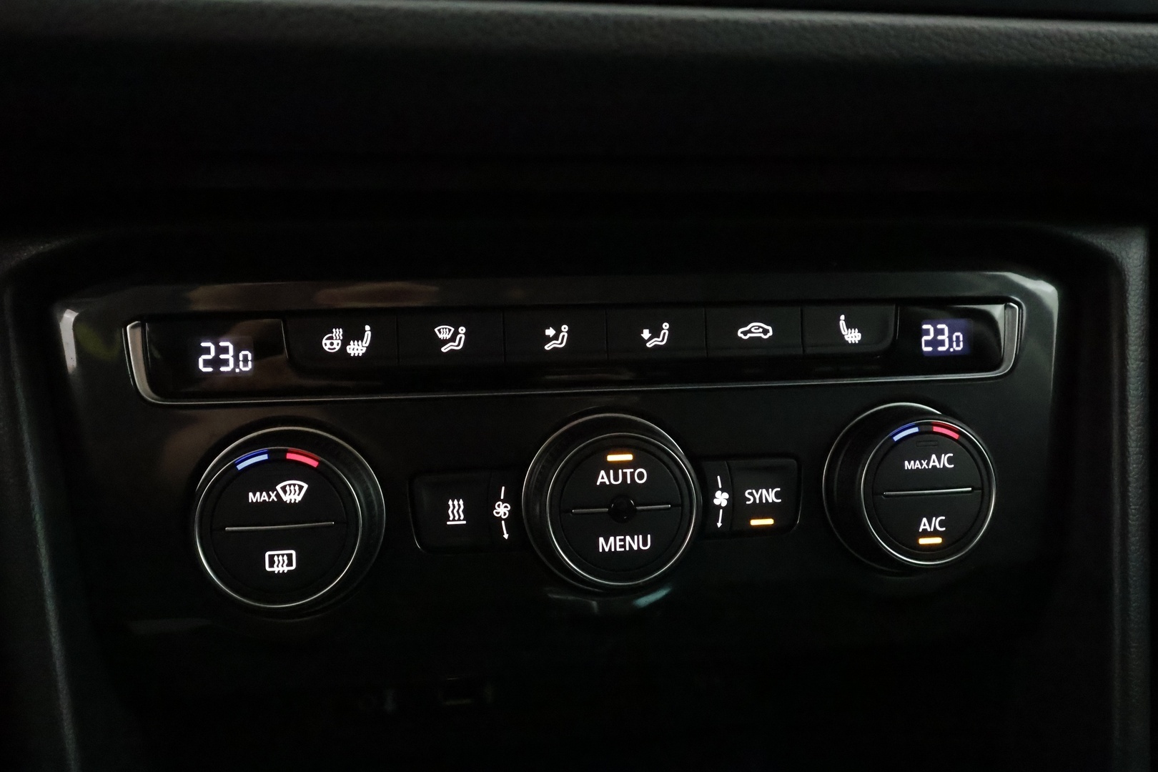 VOLKSWAGEN Tiguan 2017