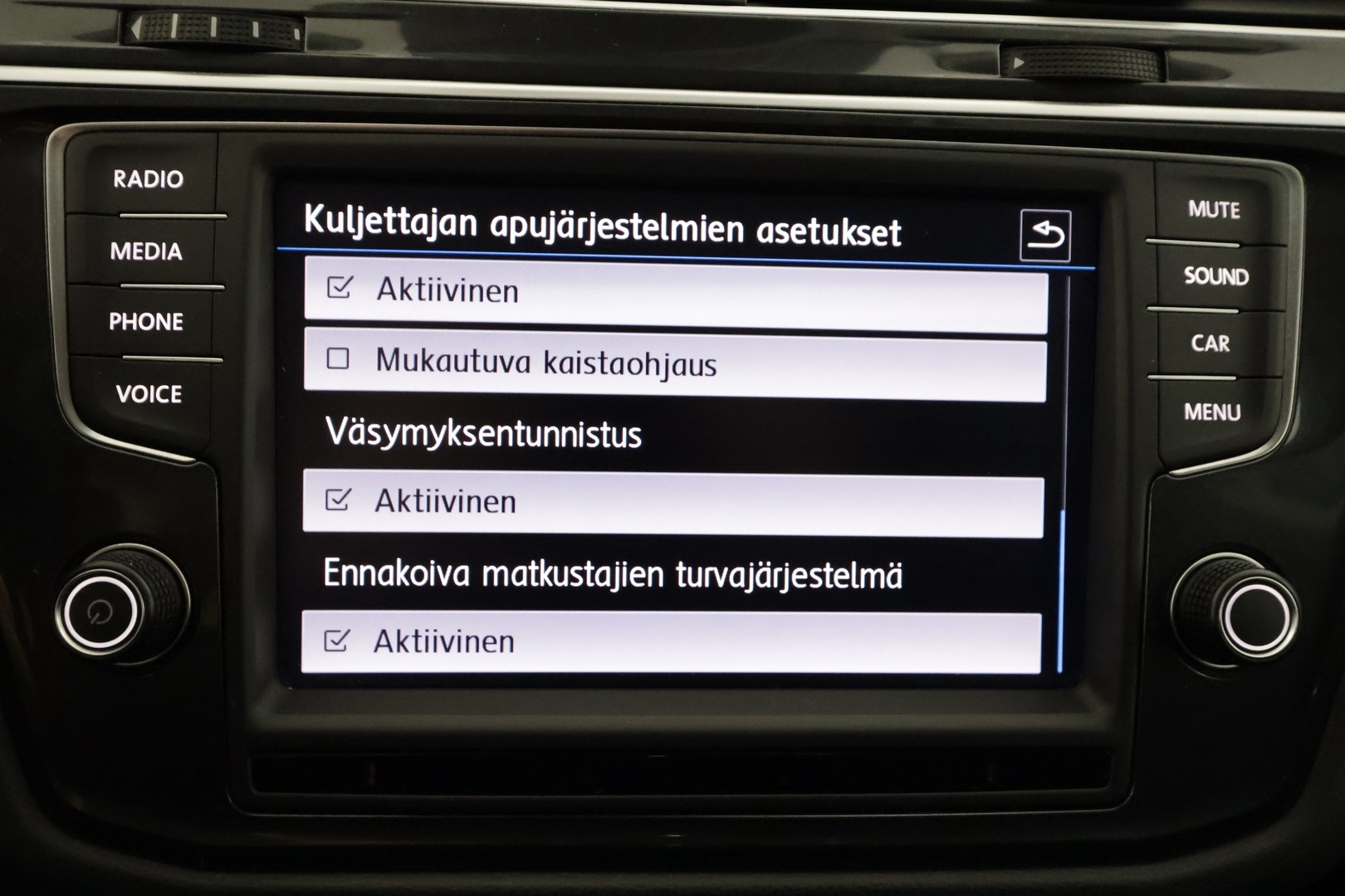 VOLKSWAGEN Tiguan 2017