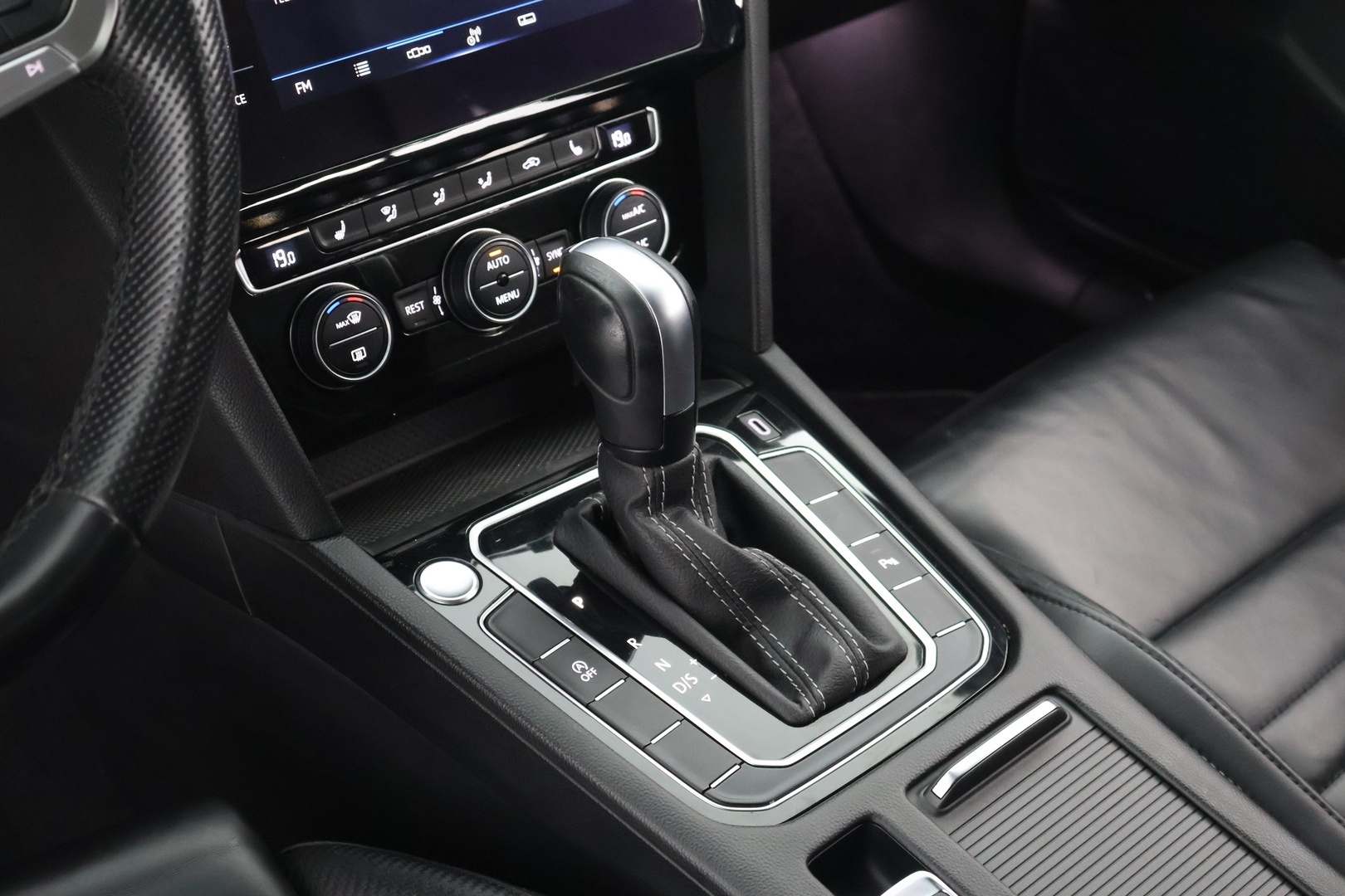 VOLKSWAGEN Passat 2020