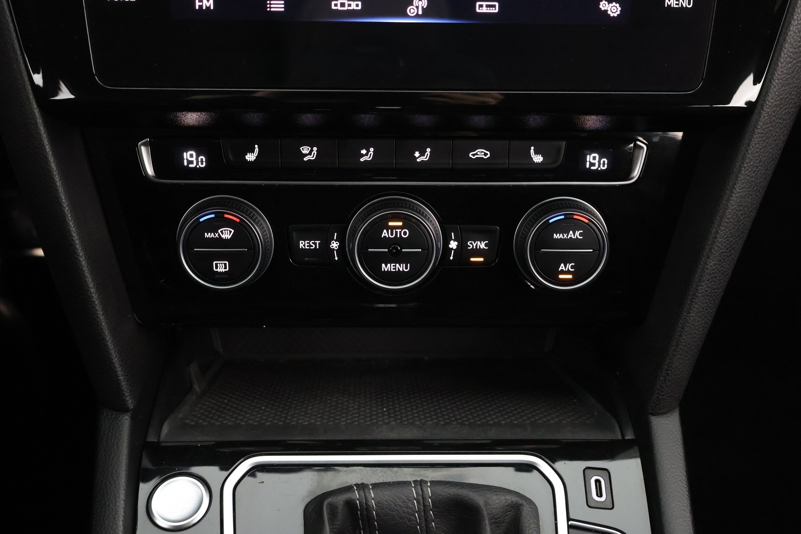 VOLKSWAGEN Passat 2020