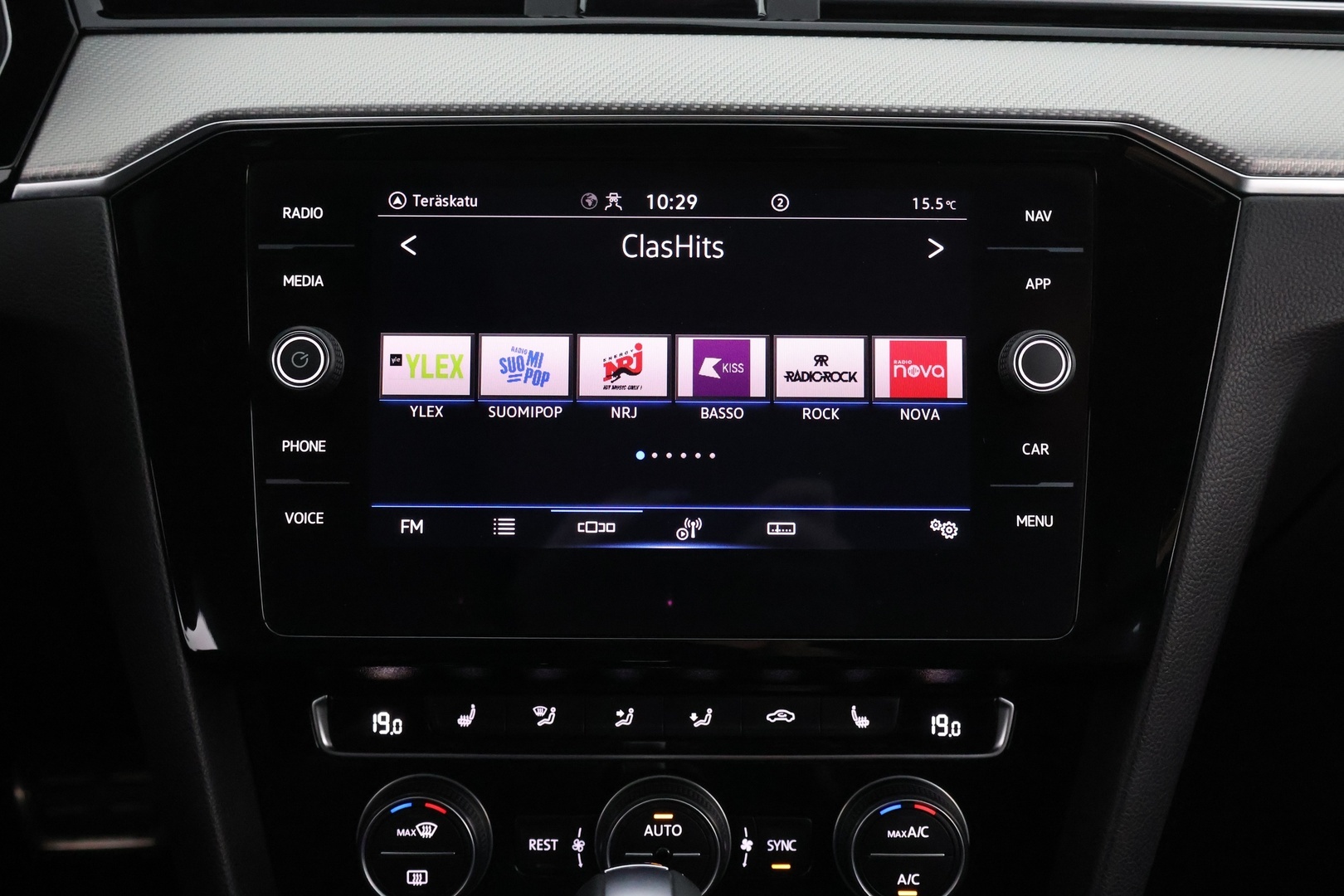 VOLKSWAGEN Passat 2020