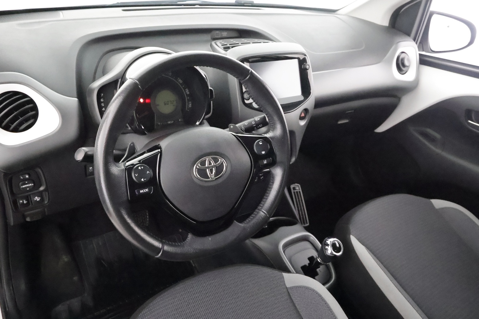 TOYOTA AYGO 2021