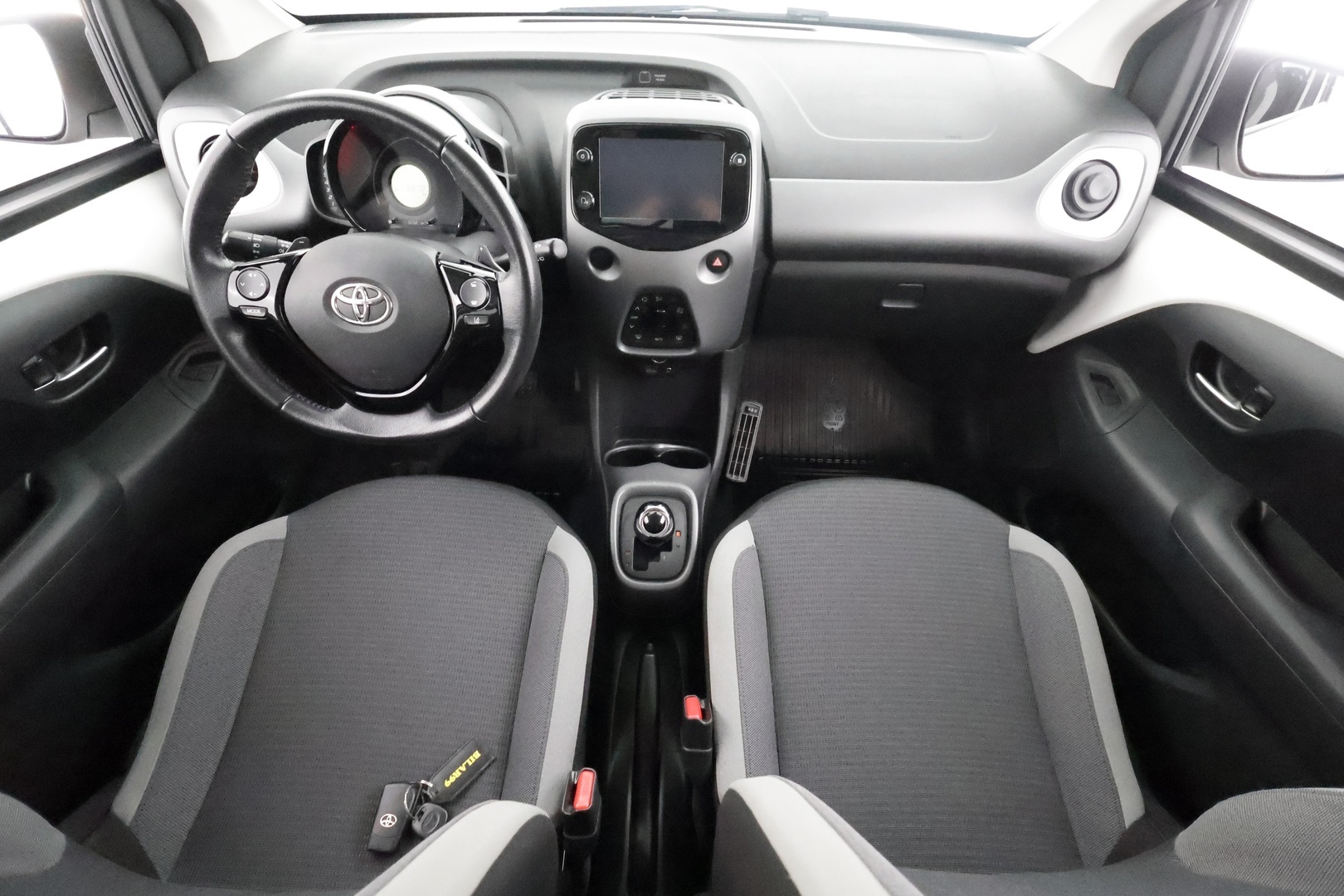 TOYOTA AYGO 2021