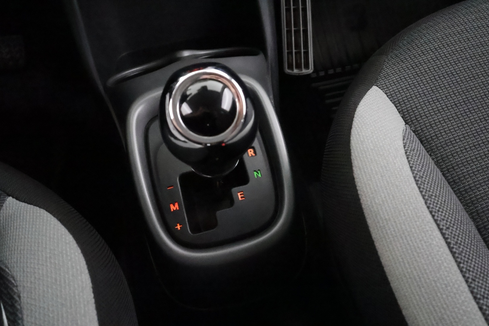 TOYOTA AYGO 2021