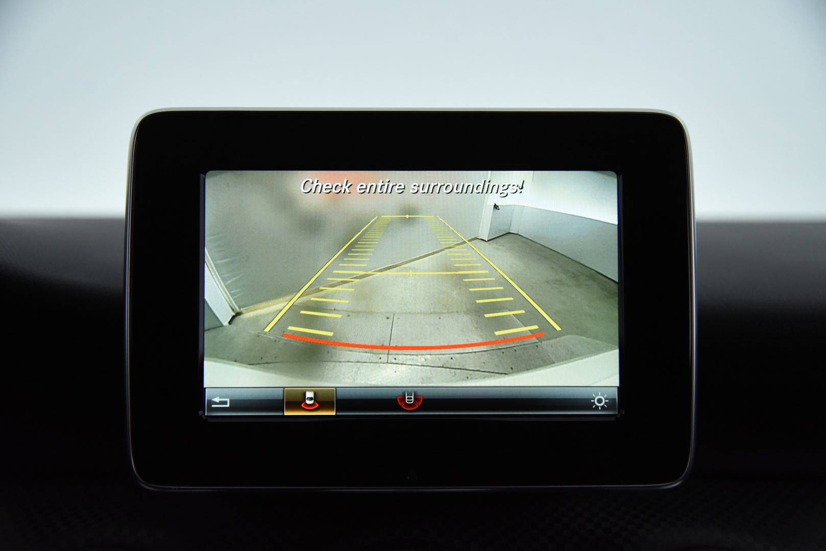 MERCEDES-BENZ A 2016