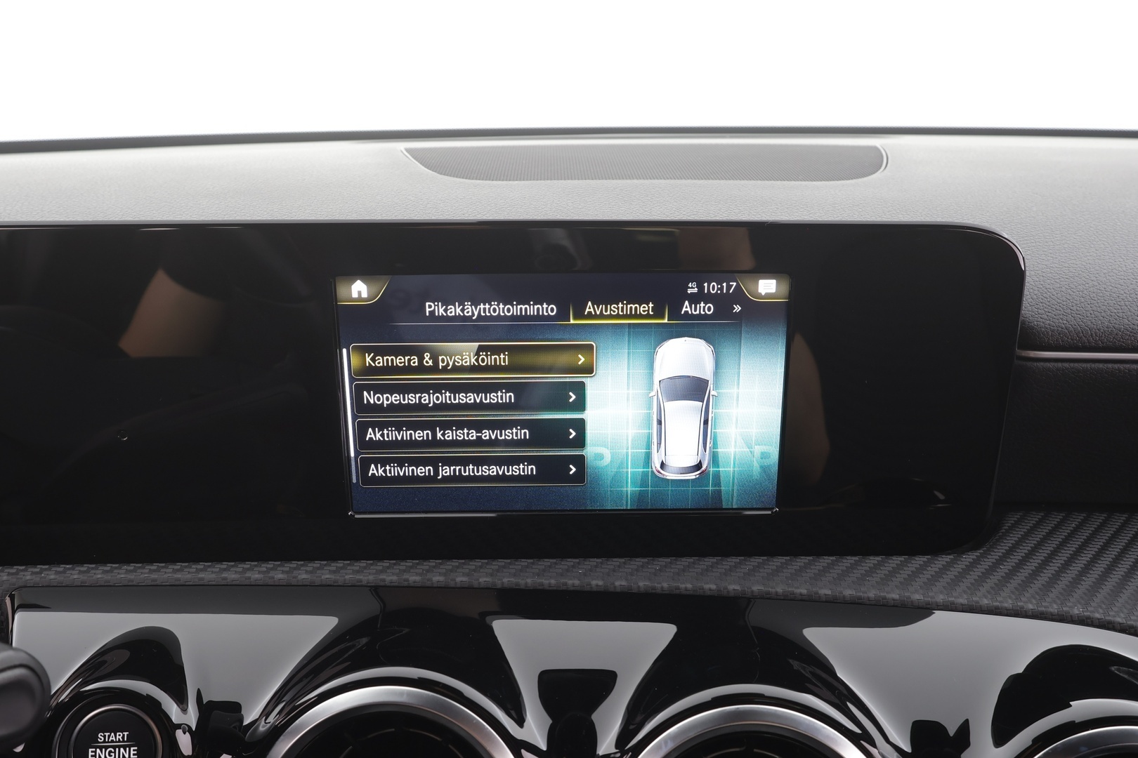 MERCEDES-BENZ A 2021