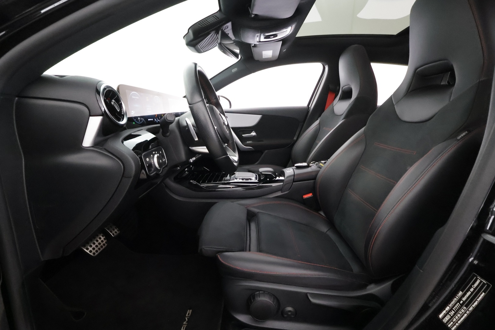 MERCEDES-BENZ A 35 AMG 2019