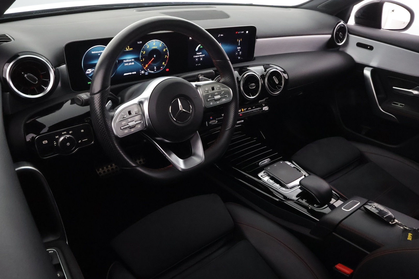 MERCEDES-BENZ A 35 AMG 2019