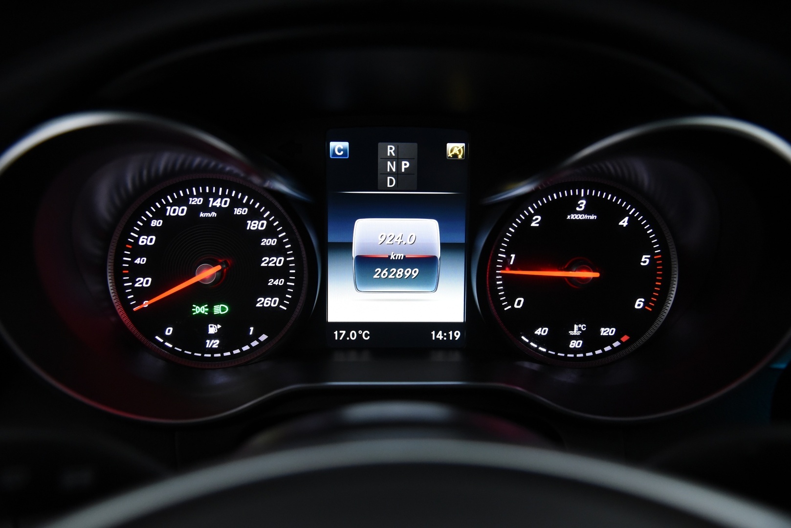 MERCEDES-BENZ C 2017