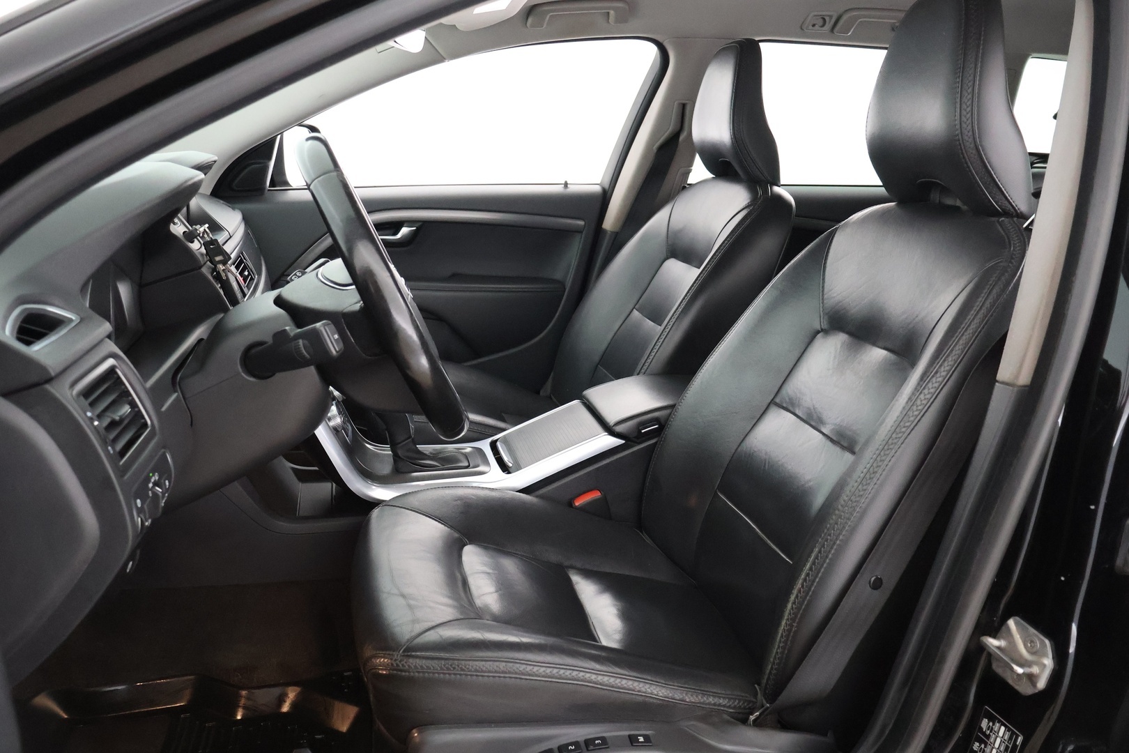 VOLVO XC70 2016