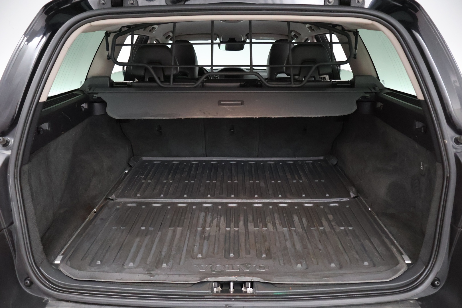 VOLVO XC70 2016