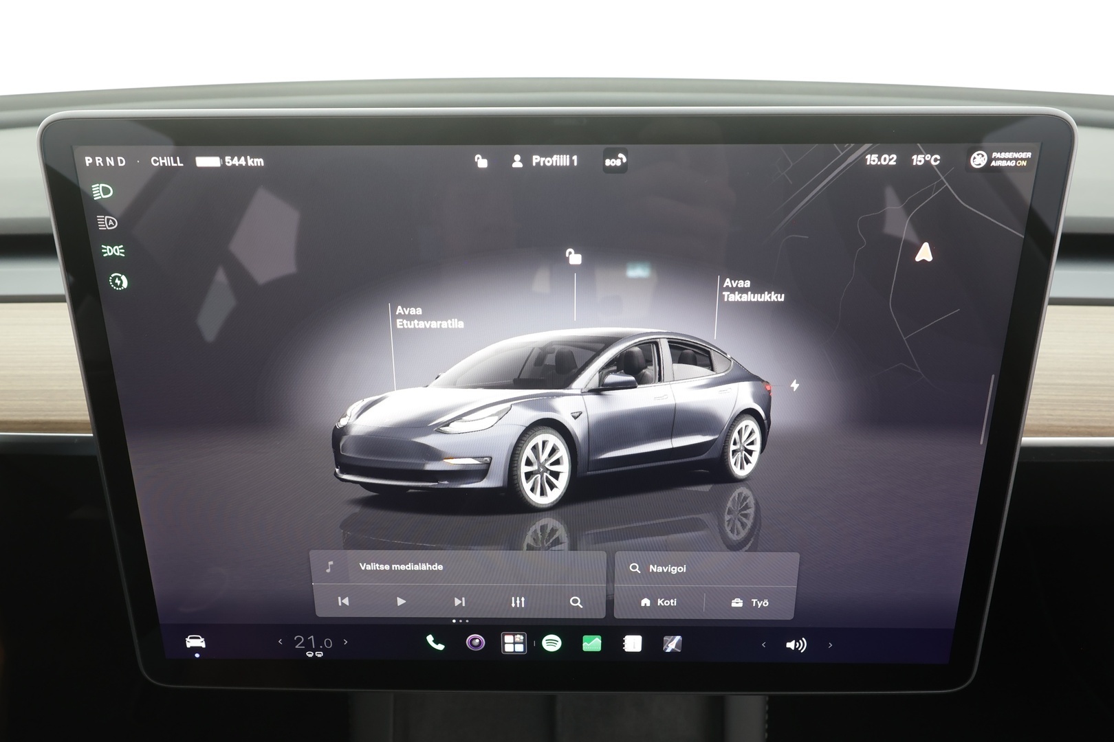 TESLA Model 3 2023