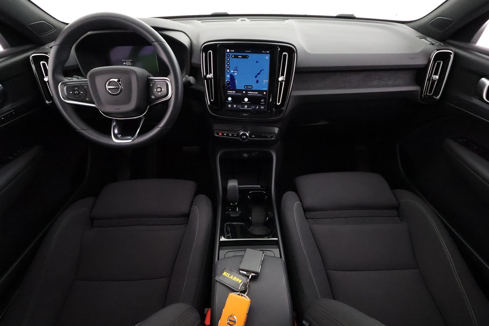 VOLVO C40 2023