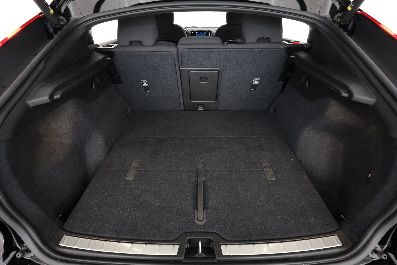 VOLVO C40 2023