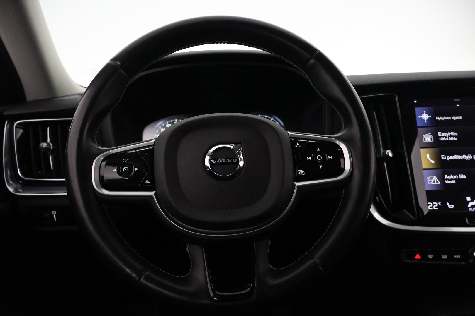 VOLVO V60 2020