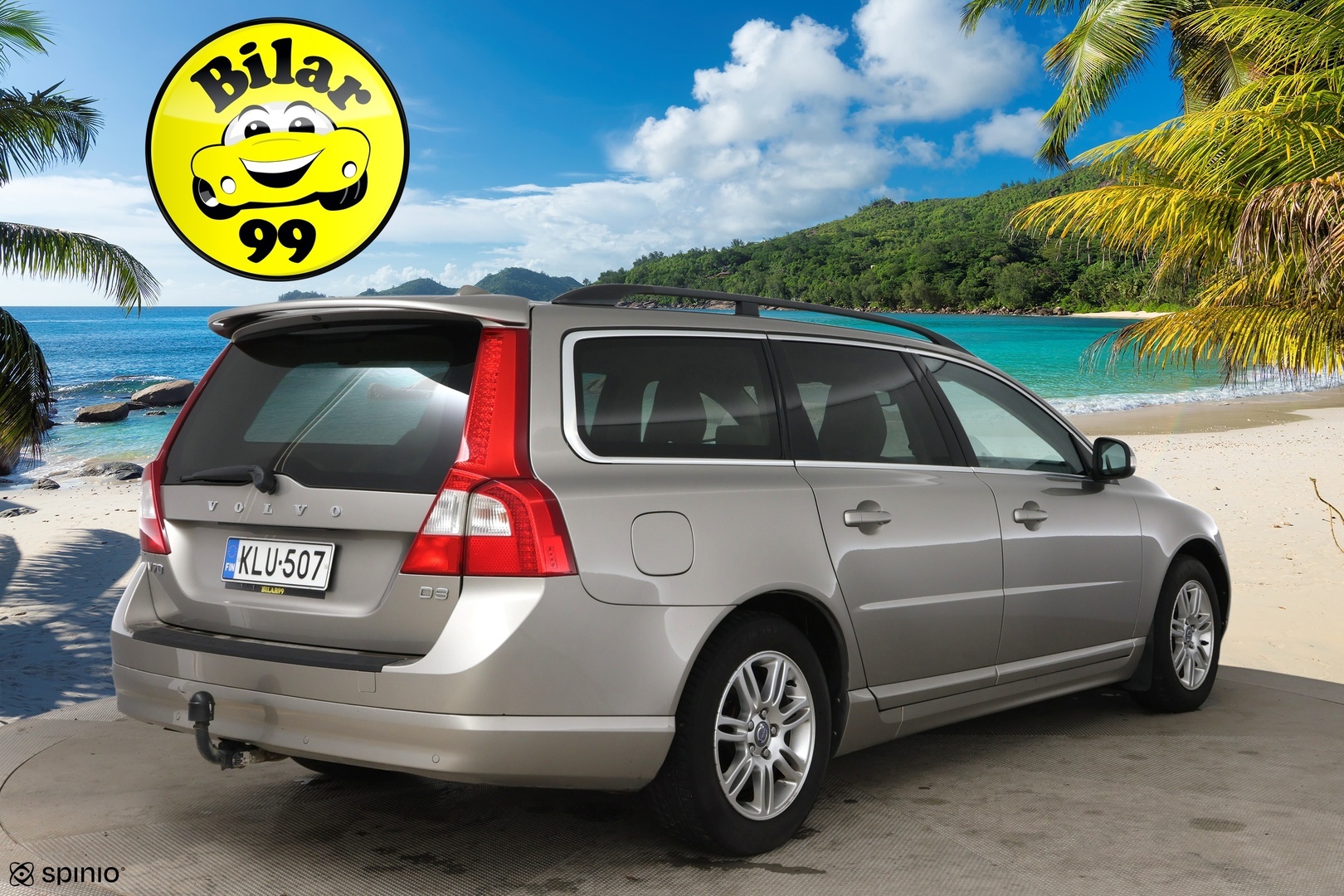 VOLVO V70 2011