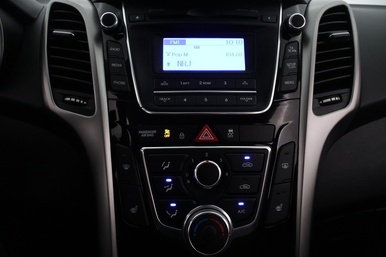 HYUNDAI i30 5d 2012
