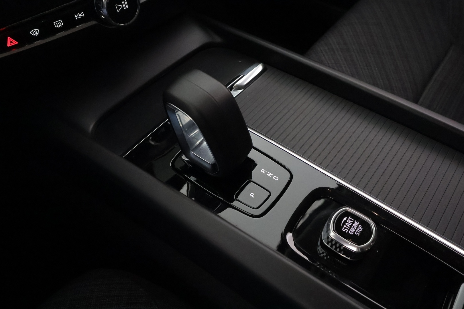 VOLVO V60 Cross Country 2023