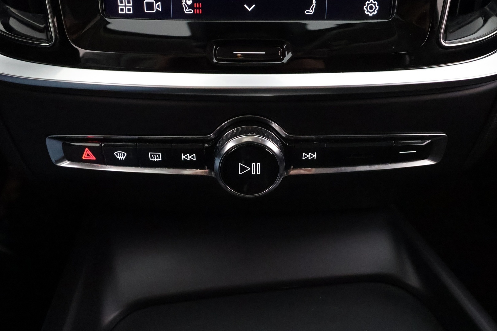 VOLVO V60 Cross Country 2023