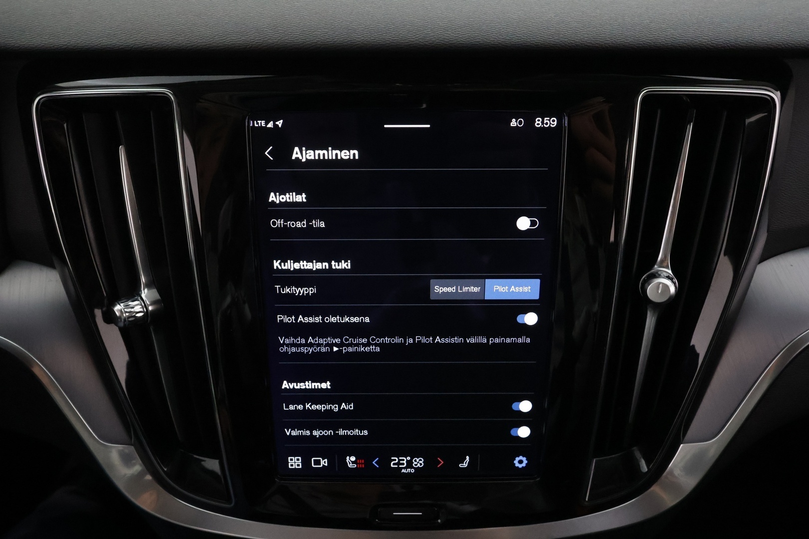 VOLVO V60 Cross Country 2023