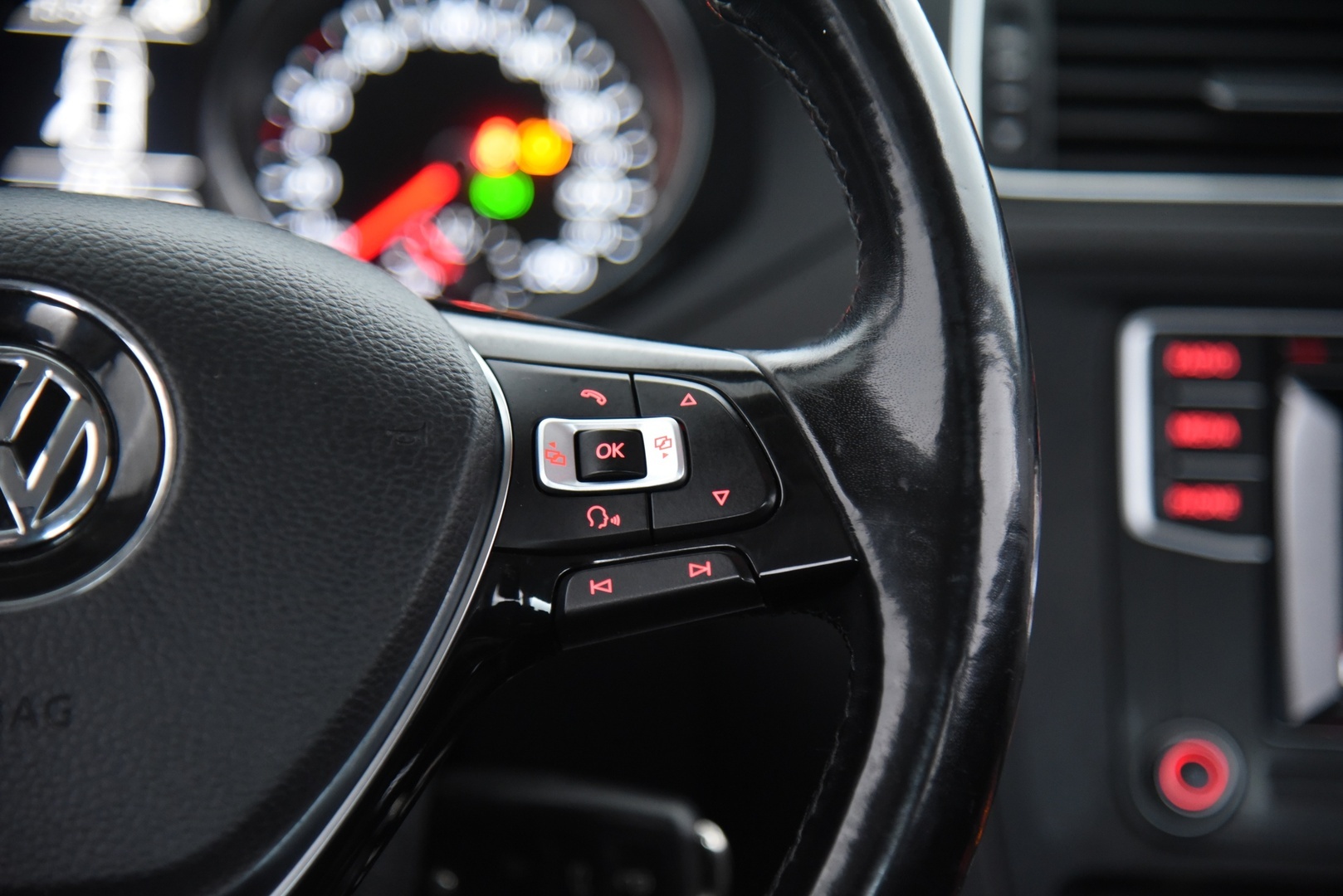 VOLKSWAGEN Jetta 2017