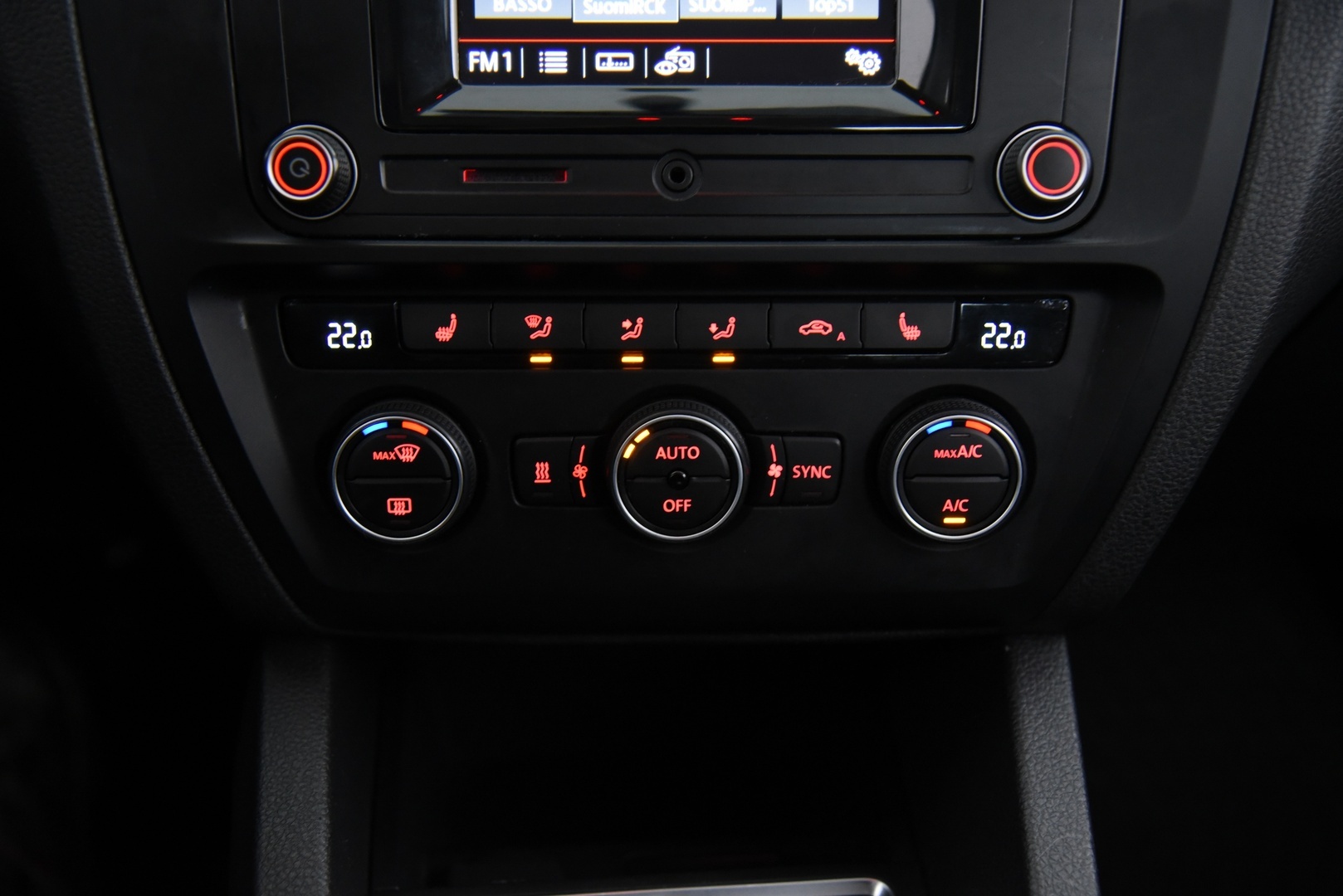 VOLKSWAGEN Jetta 2017