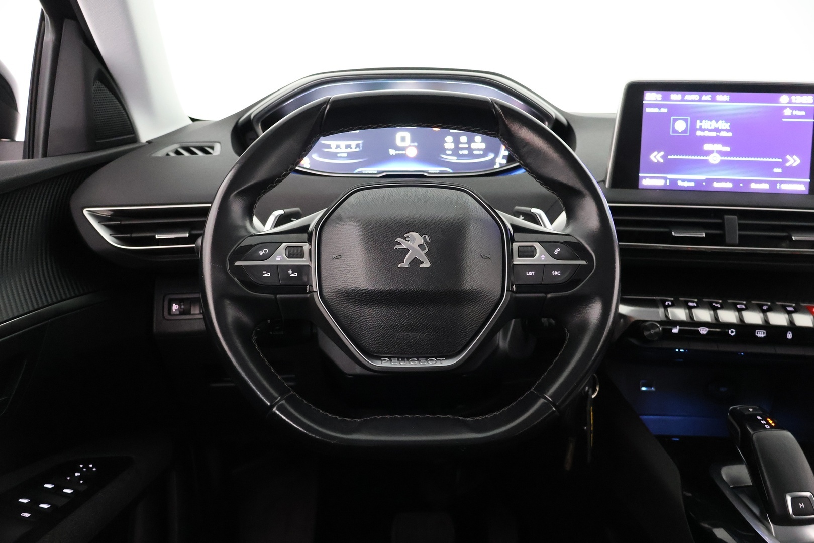 PEUGEOT 3008 2018