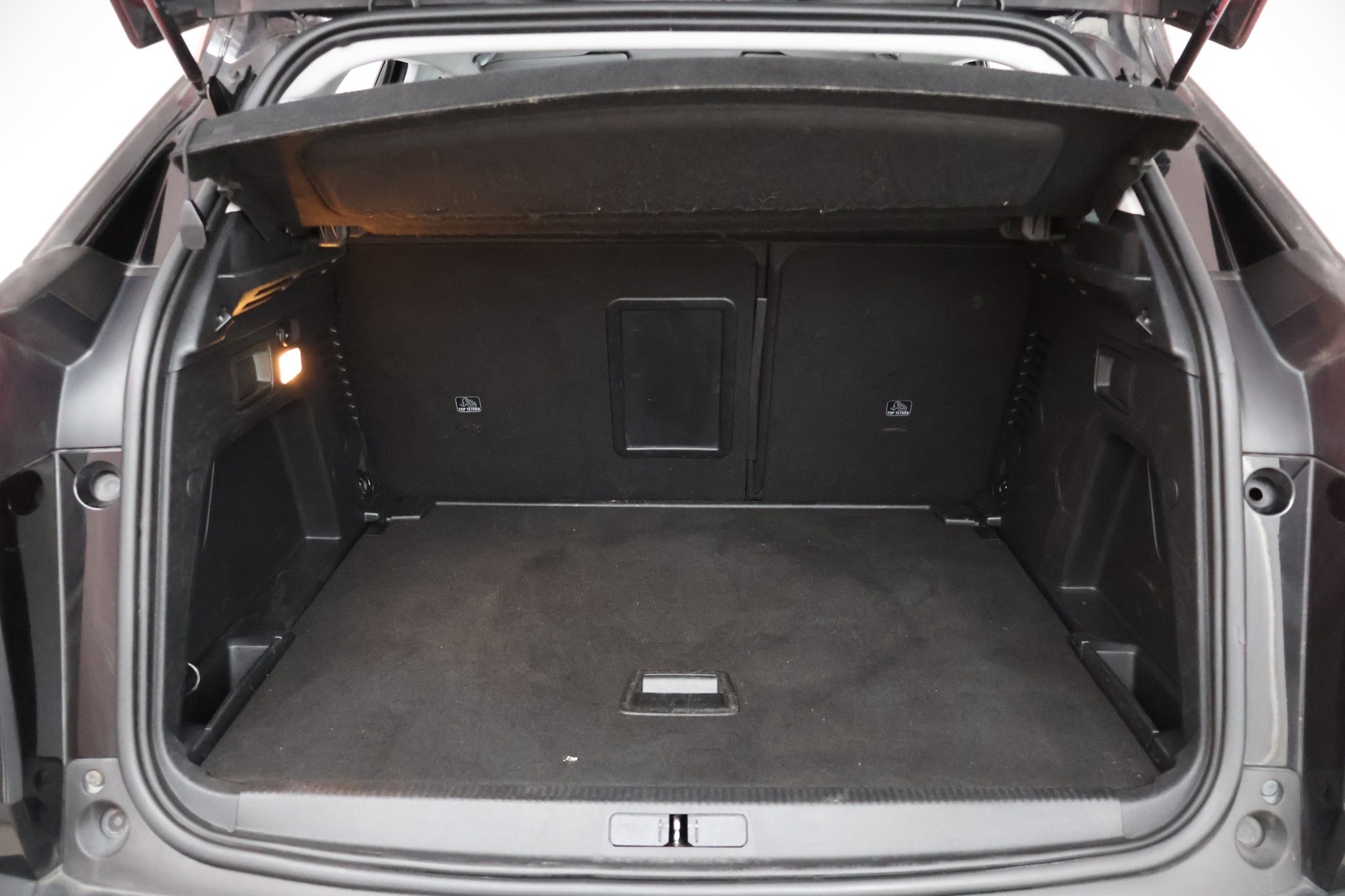 PEUGEOT 3008 2018