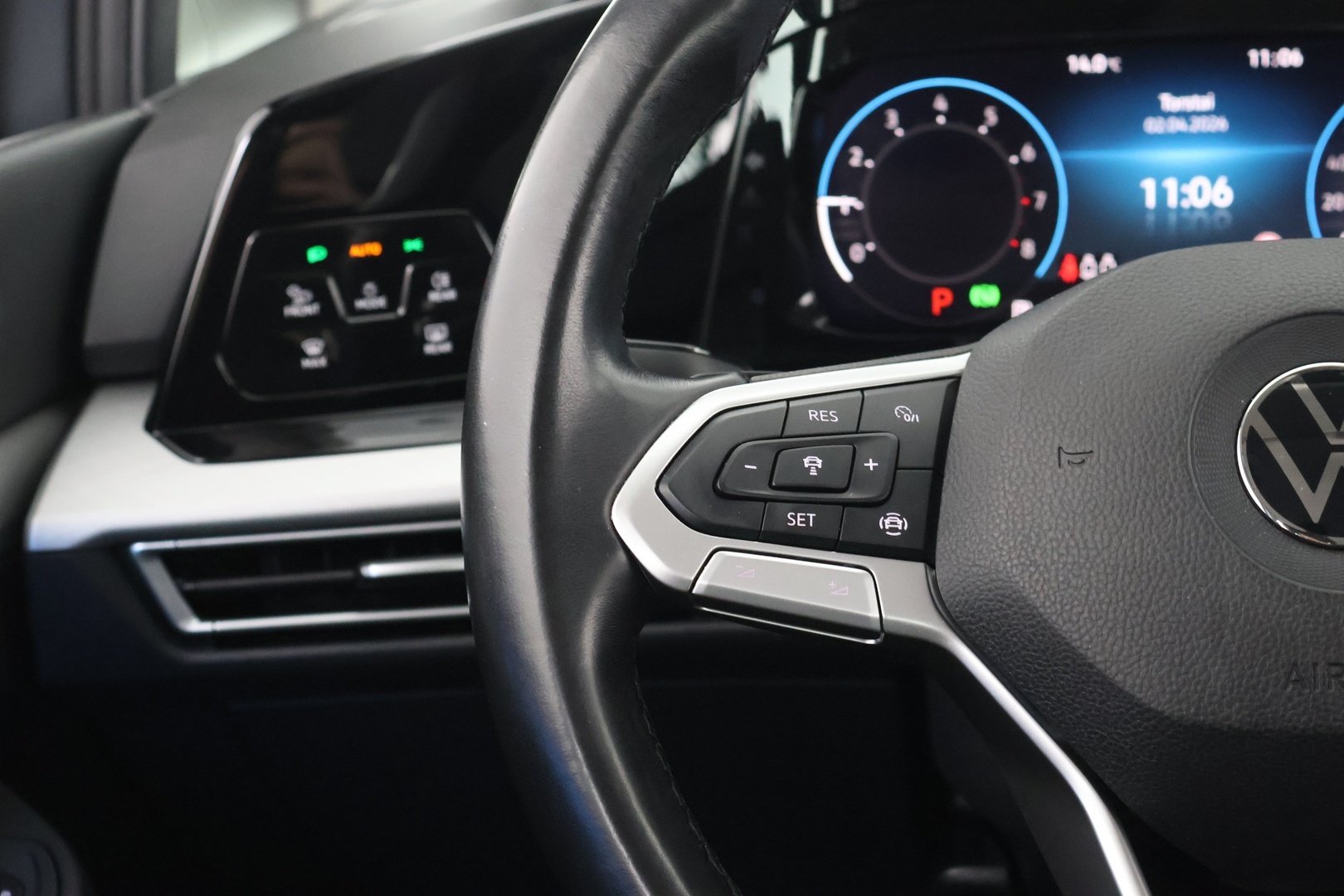 VOLKSWAGEN Golf 2021