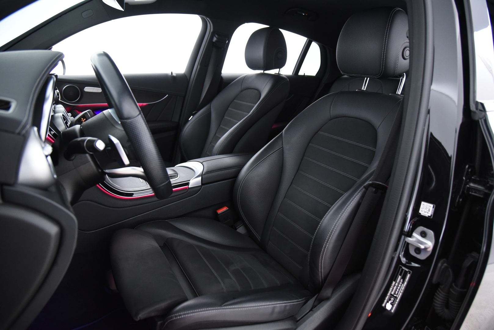 MERCEDES-BENZ GLC 2022