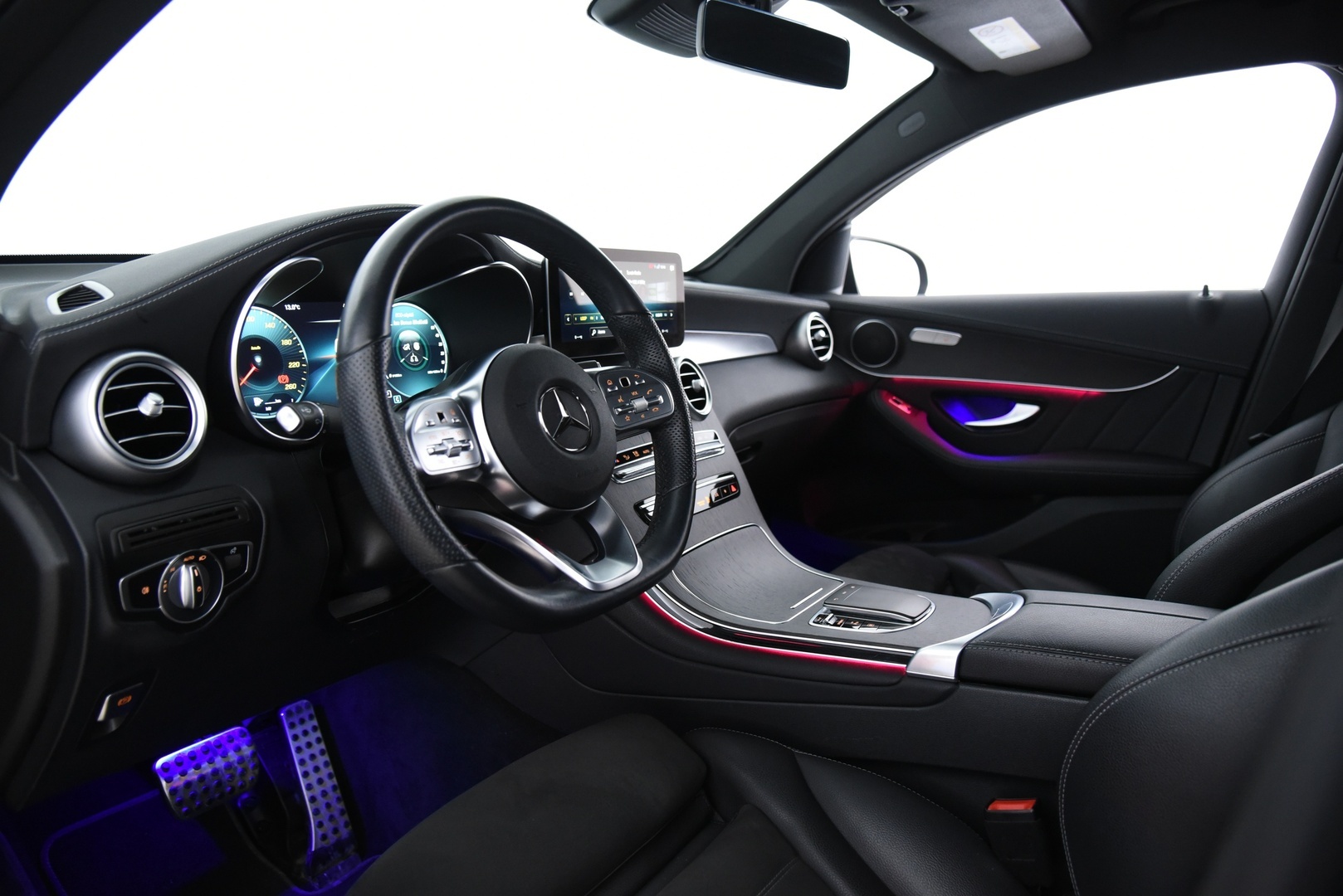 MERCEDES-BENZ GLC 2022