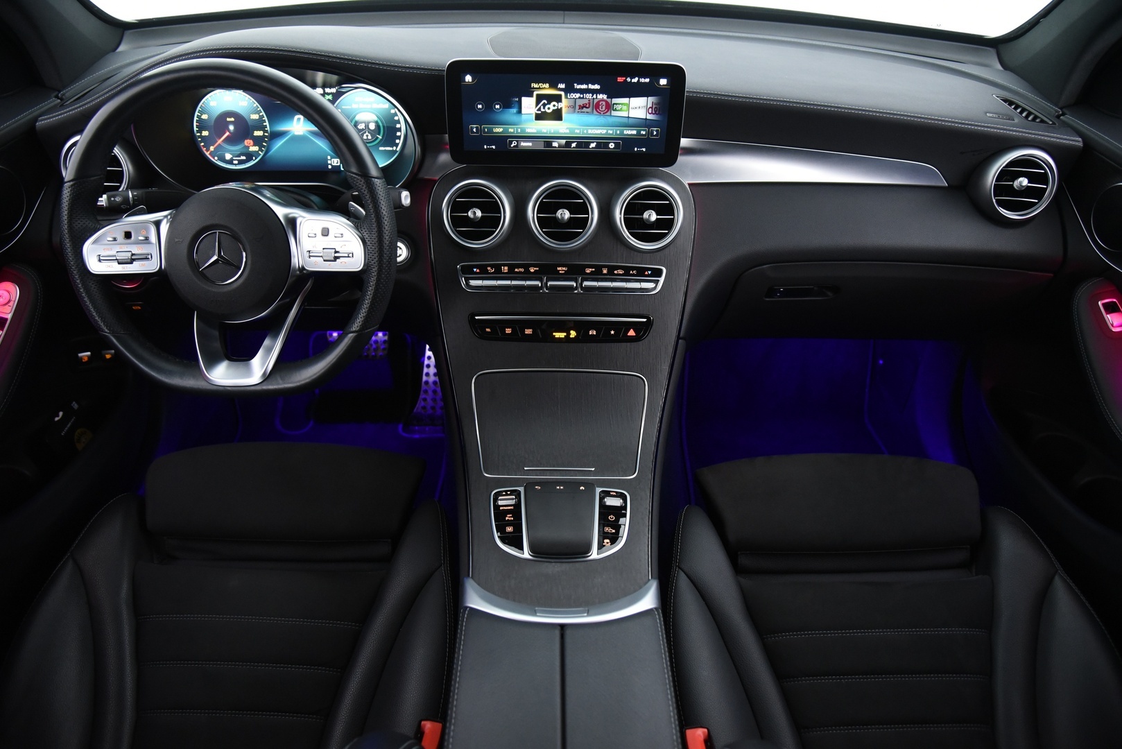 MERCEDES-BENZ GLC 2022