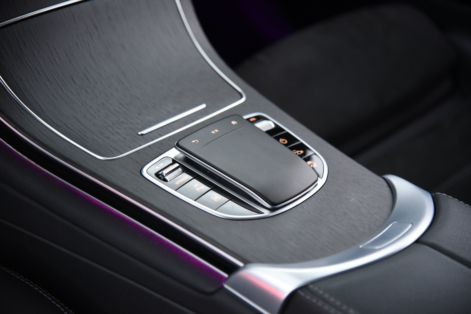 MERCEDES-BENZ GLC 2022