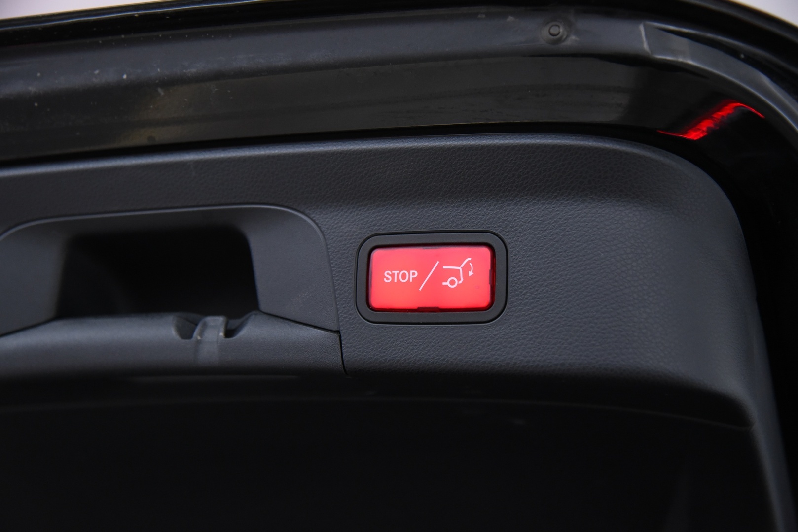 MERCEDES-BENZ GLC 2022