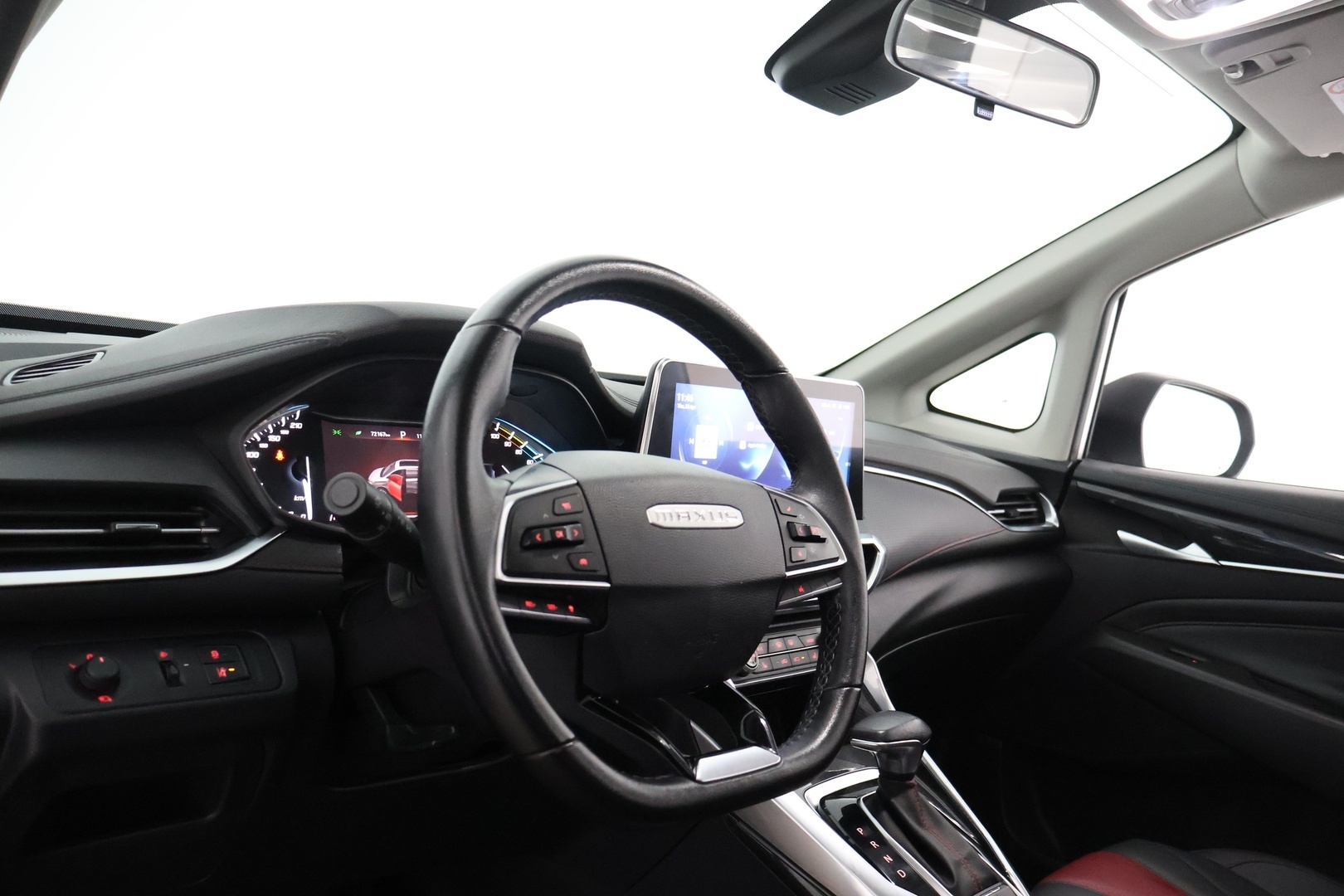 MAXUS Euniq 5 2021