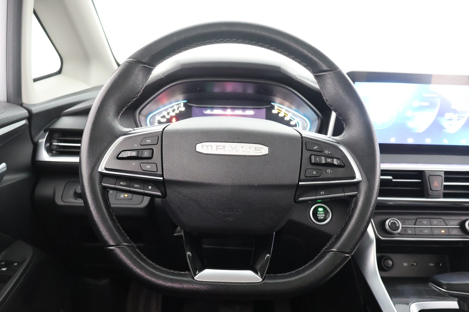 MAXUS Euniq 5 2021