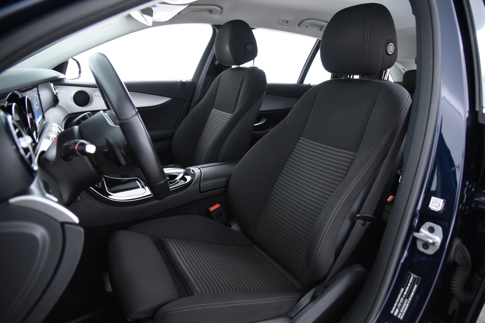 MERCEDES-BENZ E 2020